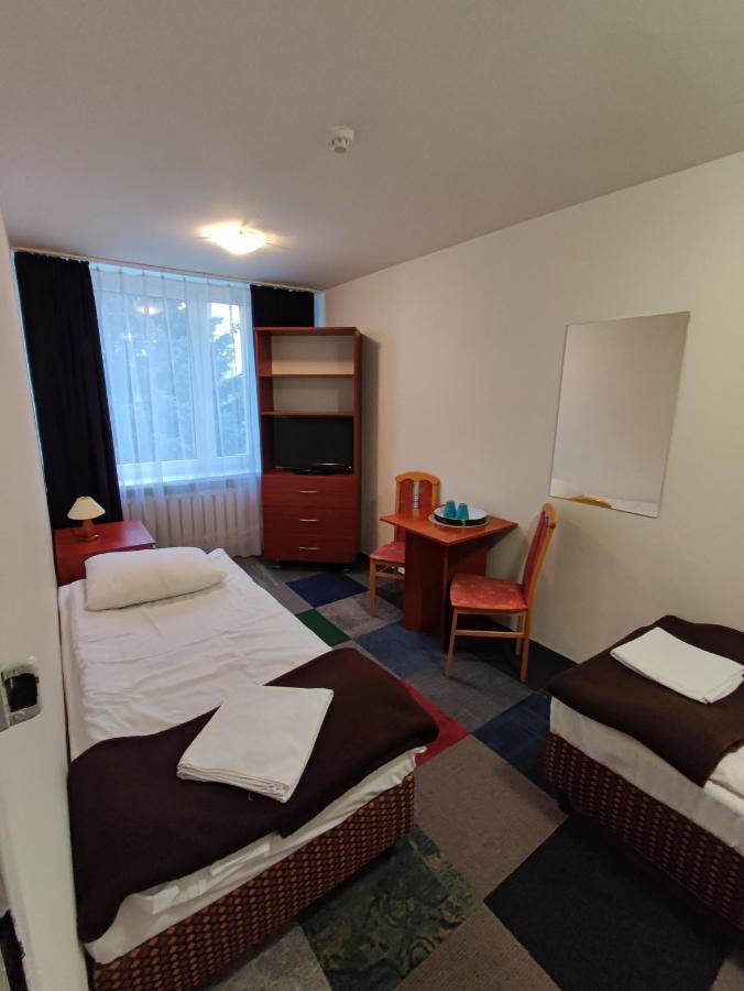 Plonia Economy Hostel Szczecin Exterior photo
